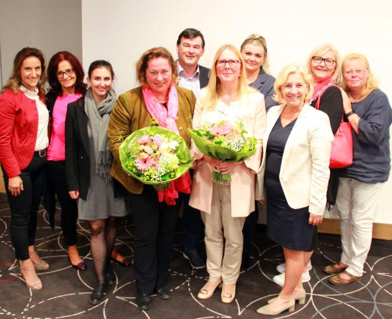 Sabine Gabath und ihr Team erhielten bei Bezirkskonferenz 100 Prozent Zustimmung Sabine Gabath und ihr Team erhielten bei Bezirkskonferenz 100 Prozent Zustimmung